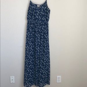Blue and white maxi